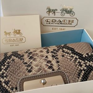 Coach wallet